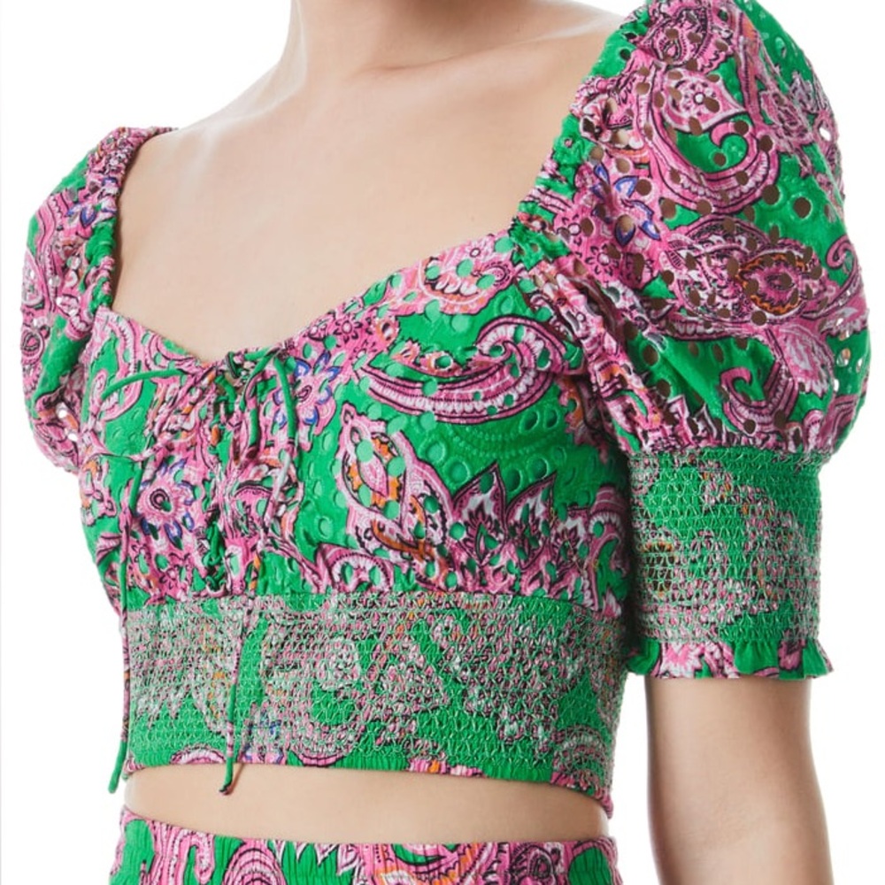 Alice and Olivia Crawford lace up smocked top and Jia ruffled tiered skirt - Picture 5 of 11